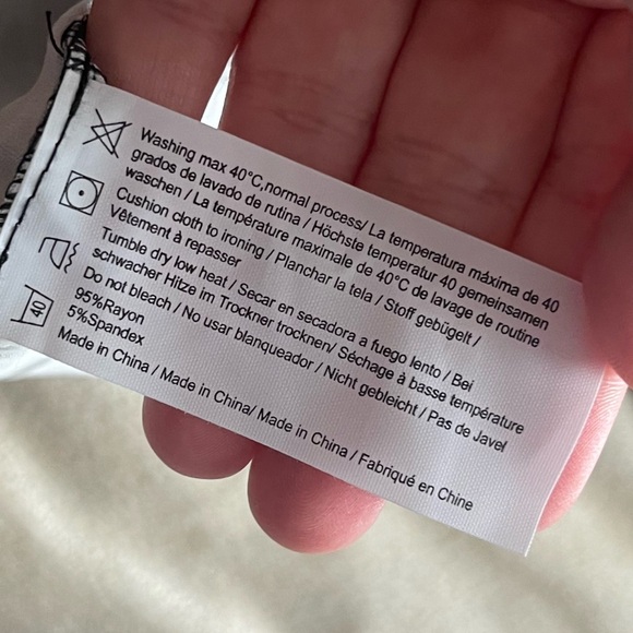 Amazon Ekouaer nwt leopard print rayon pajama set - Picture 6 of 11